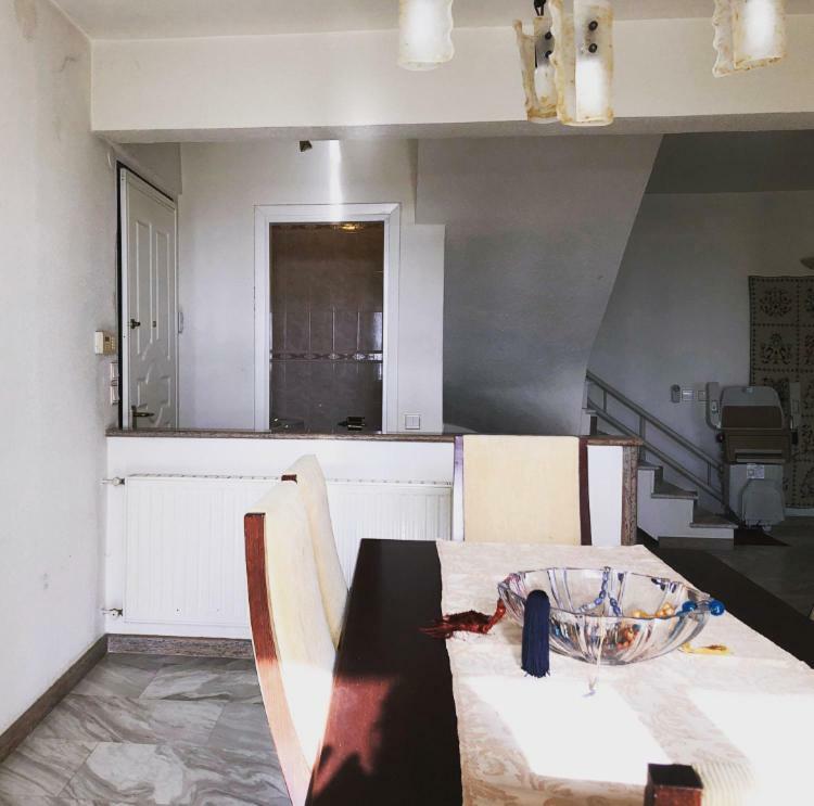 Bright & Spacious Seaview Villa Сівірі Екстер'єр фото